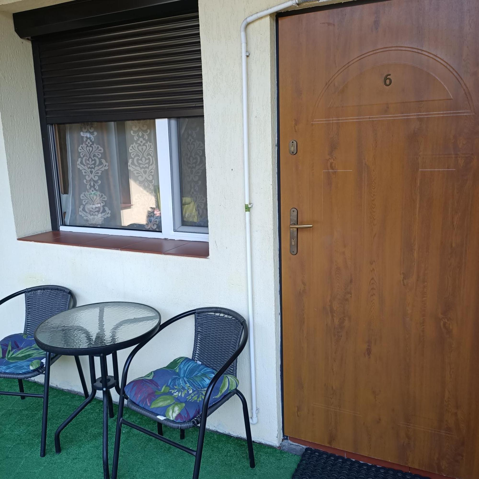 "Vanilla" Pokoje I Apartamenty Nad Brzegiem Jeziora Okuninka Kültér fotó