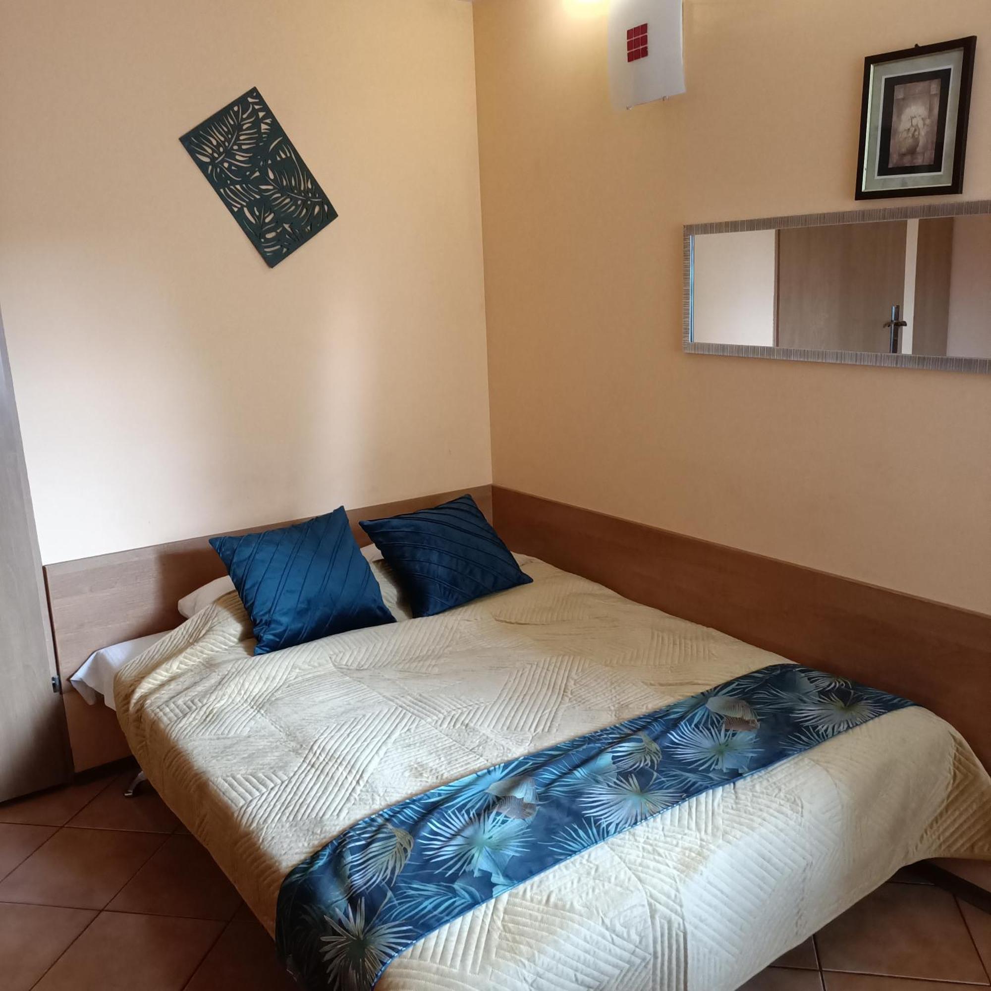 "Vanilla" Pokoje I Apartamenty Nad Brzegiem Jeziora Okuninka Kültér fotó