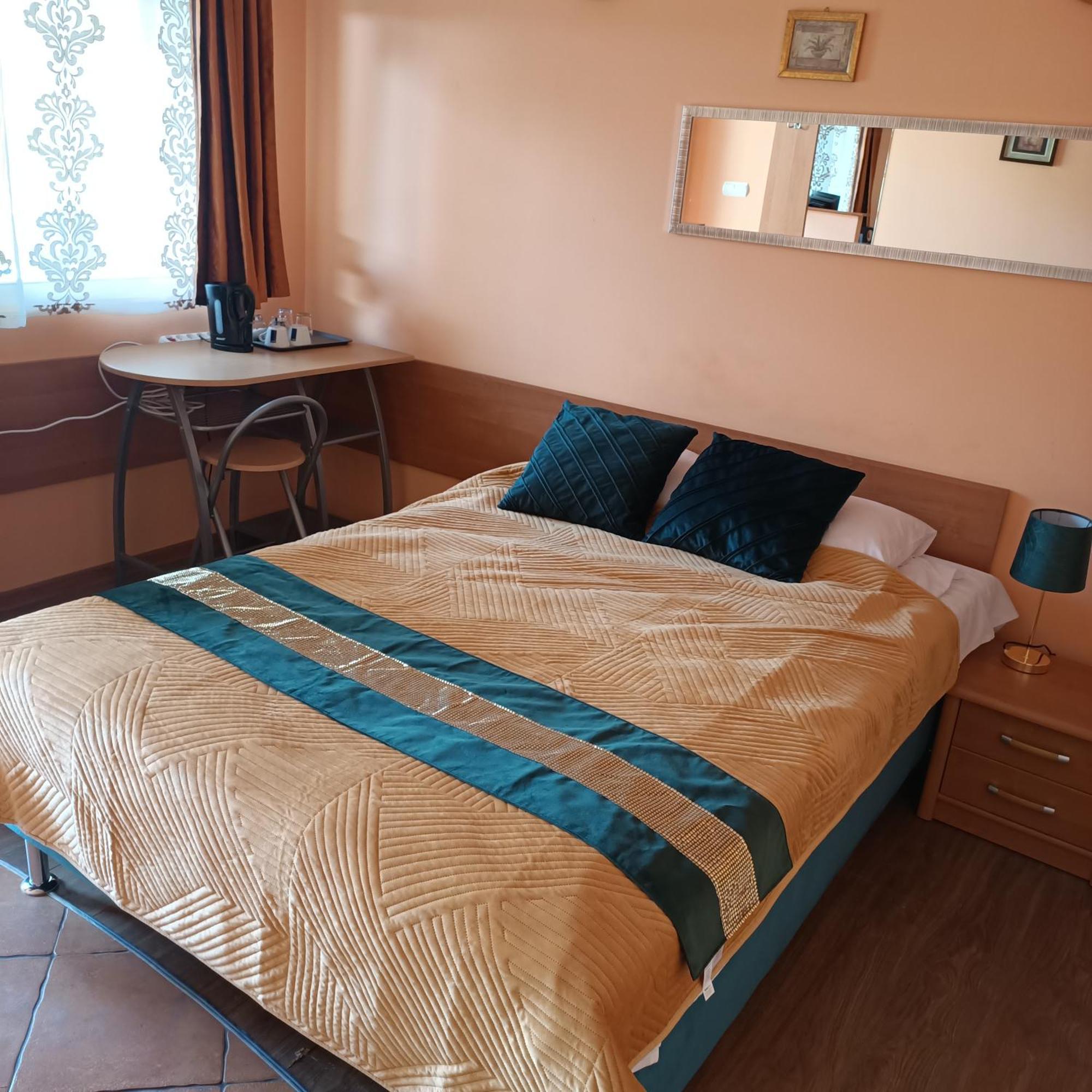 "Vanilla" Pokoje I Apartamenty Nad Brzegiem Jeziora Okuninka Kültér fotó